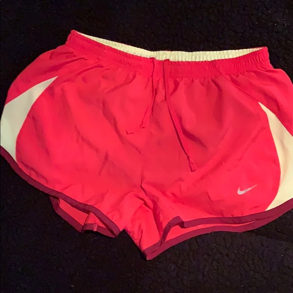 Nike jogging shorts - Picture 1 of 2